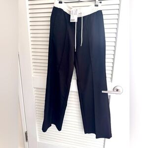 New/tags on: Black and White women’s Pants